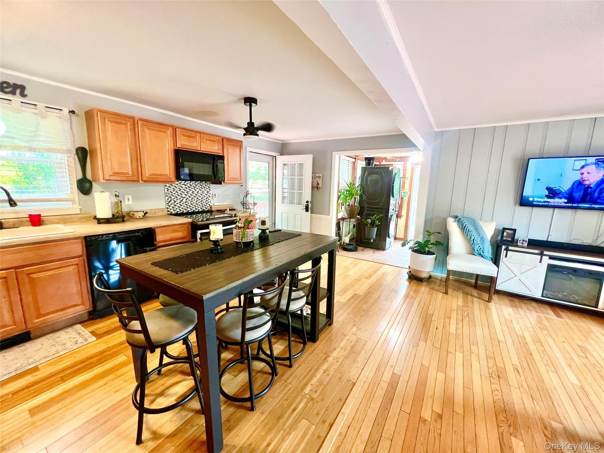 21 Woodycrest Trail – For Sale photo 11