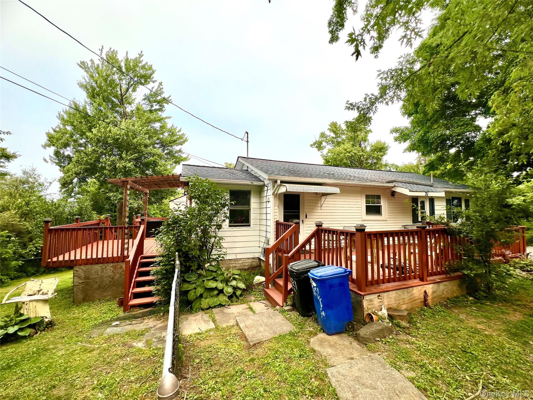 21 Woodycrest Trail – For Sale photo 4