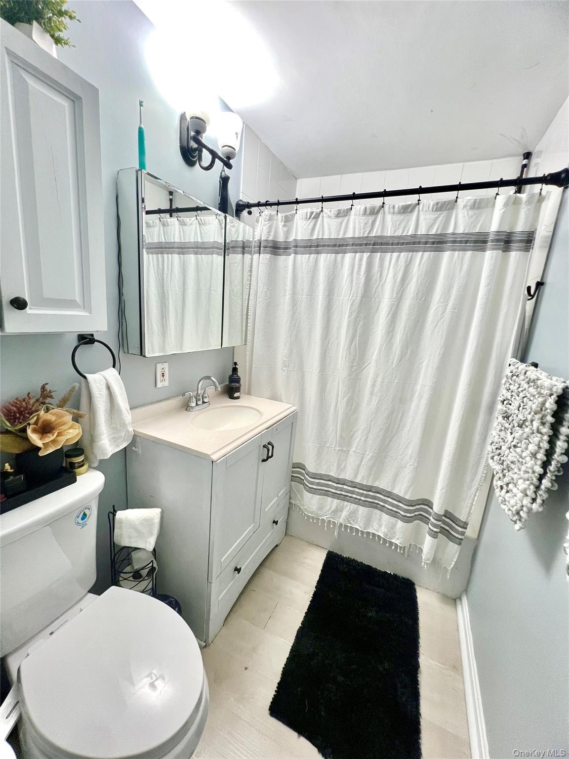 21 Woodycrest Trail – For Sale photo 22