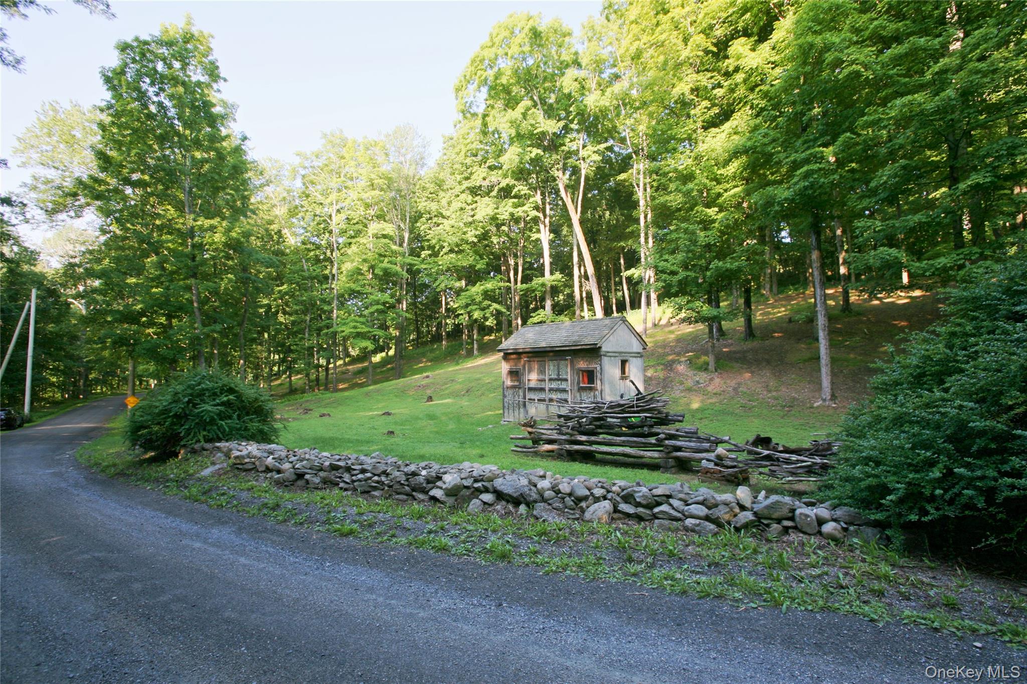 Pond Road – For Sale photo 3