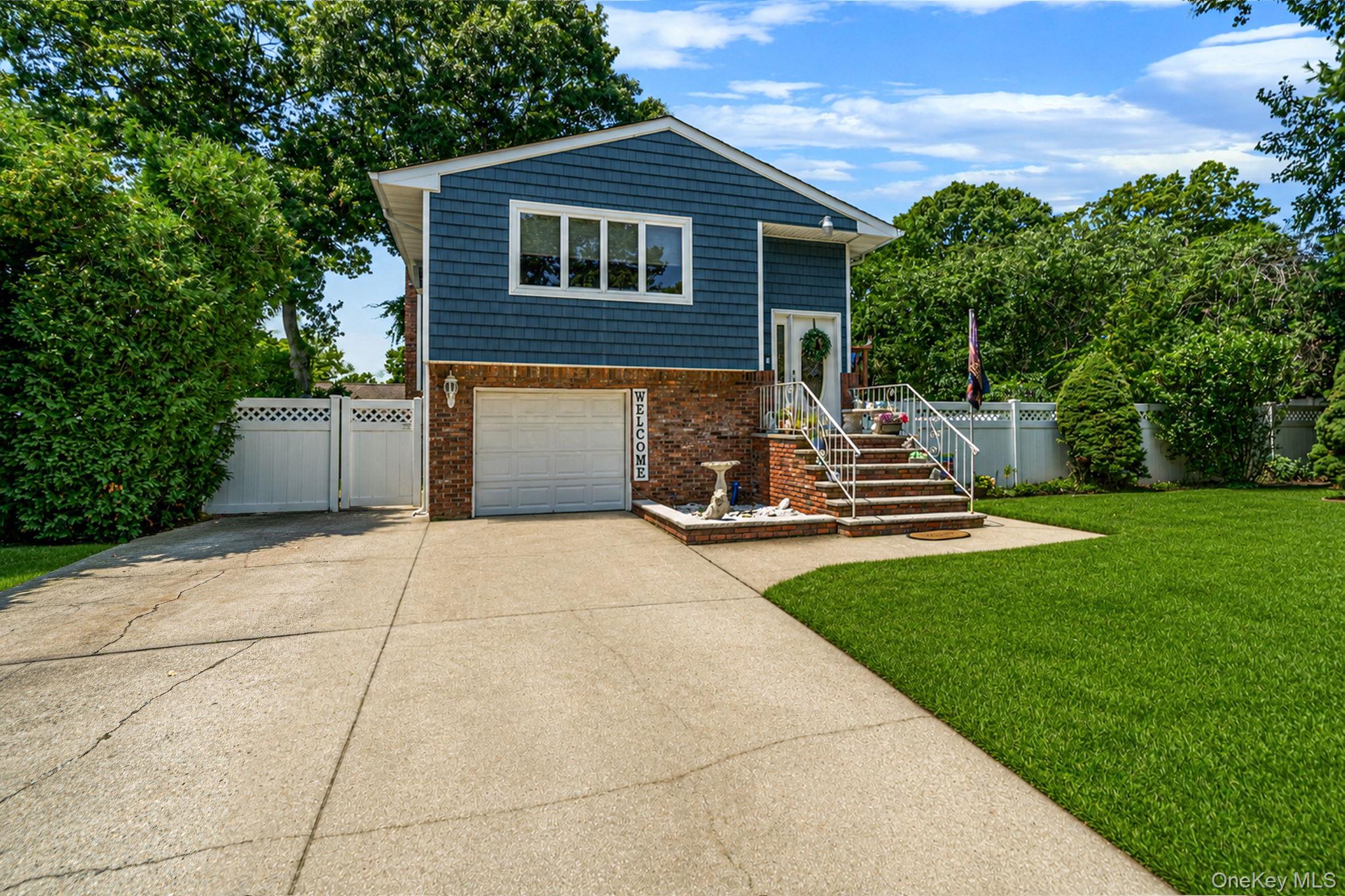 12 Fannie Drive – For Sale photo 3