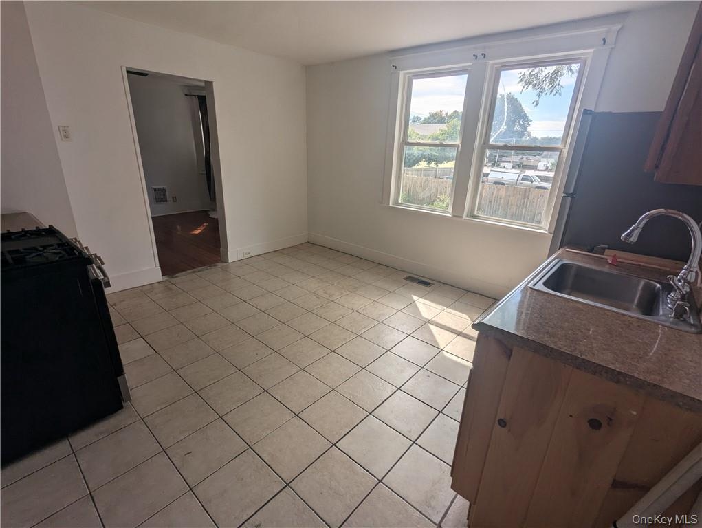 216 Smith Street, Unit 1 photo 4
