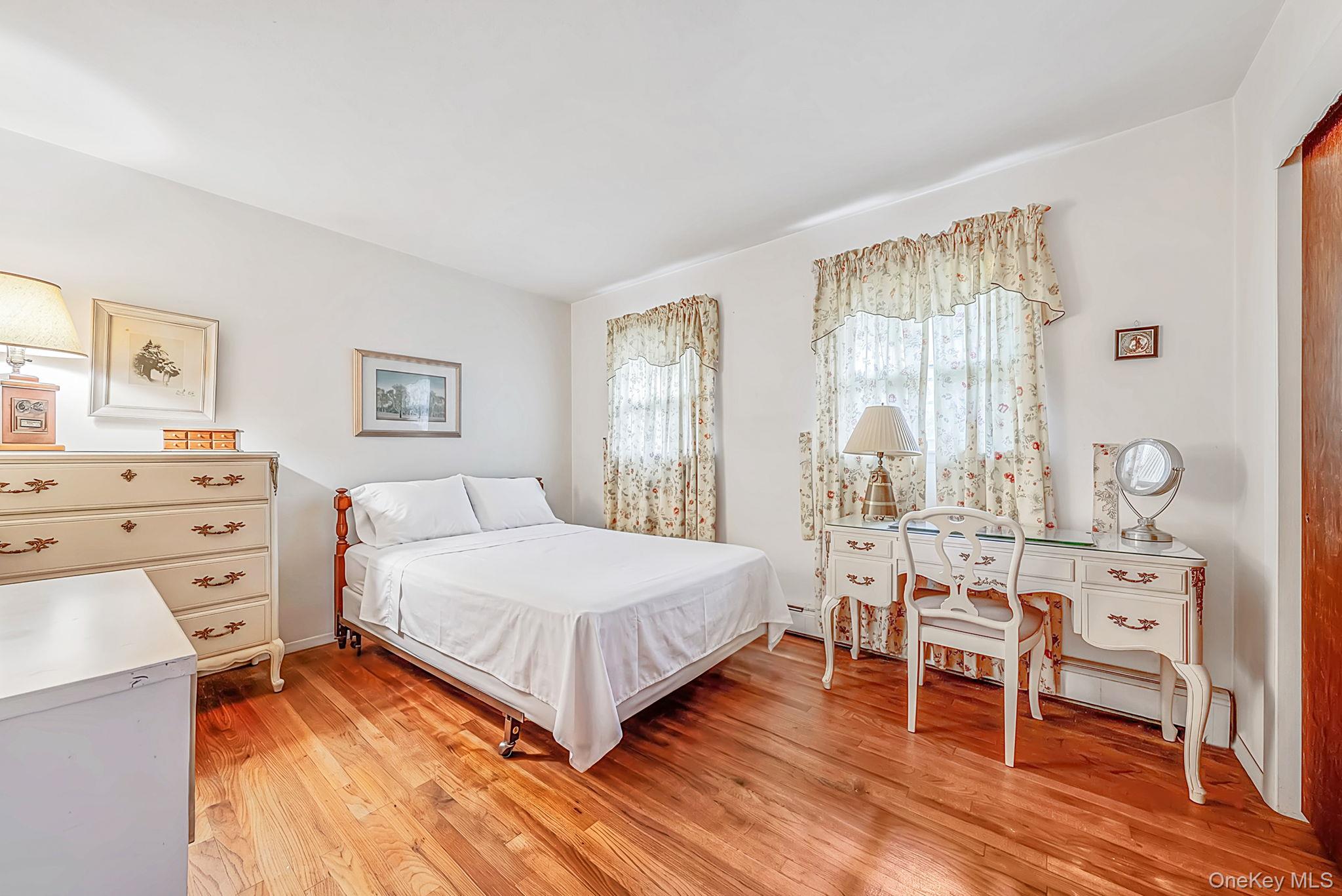 42 E Bartlett Road – For Sale photo 24