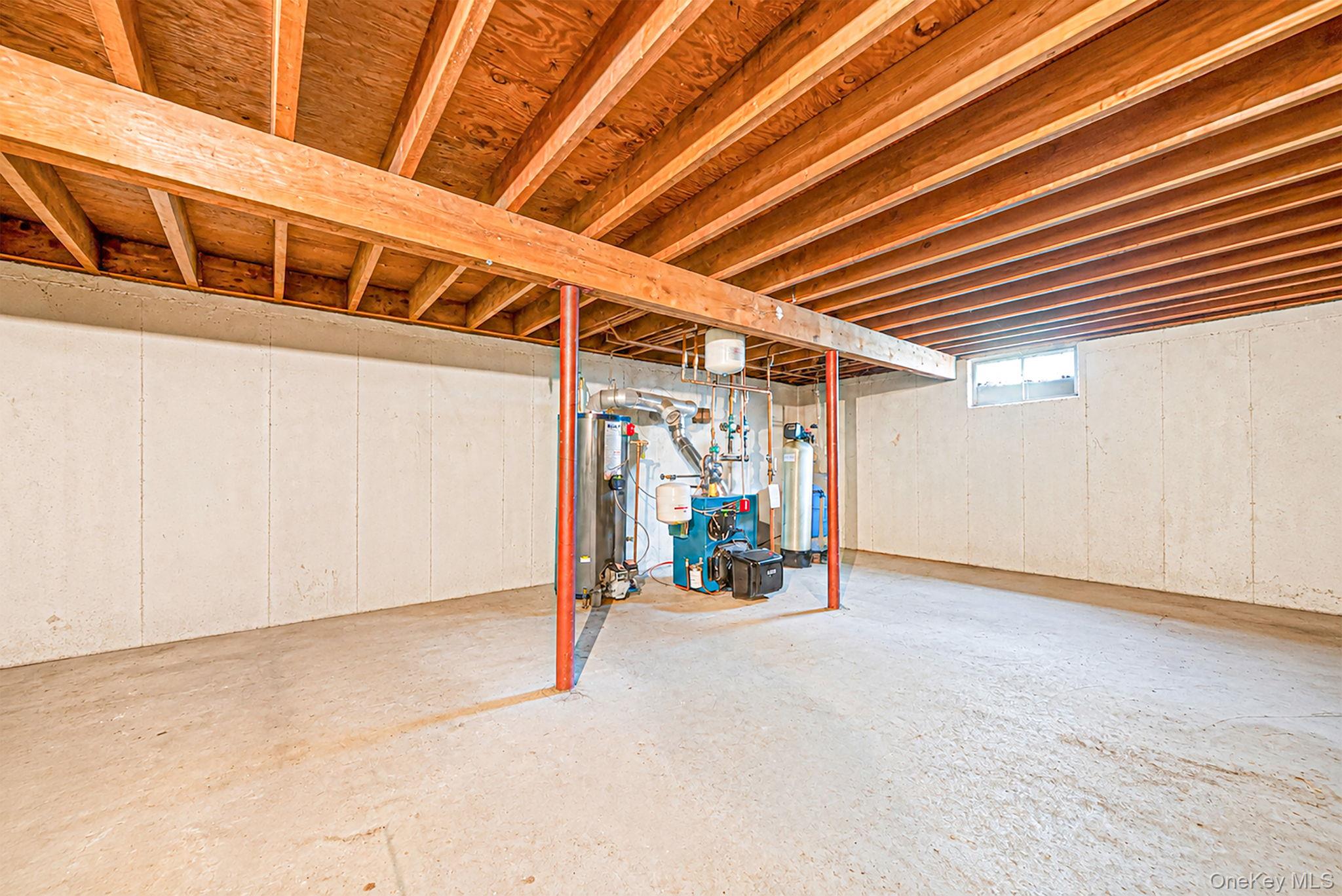 42 E Bartlett Road – For Sale photo 31