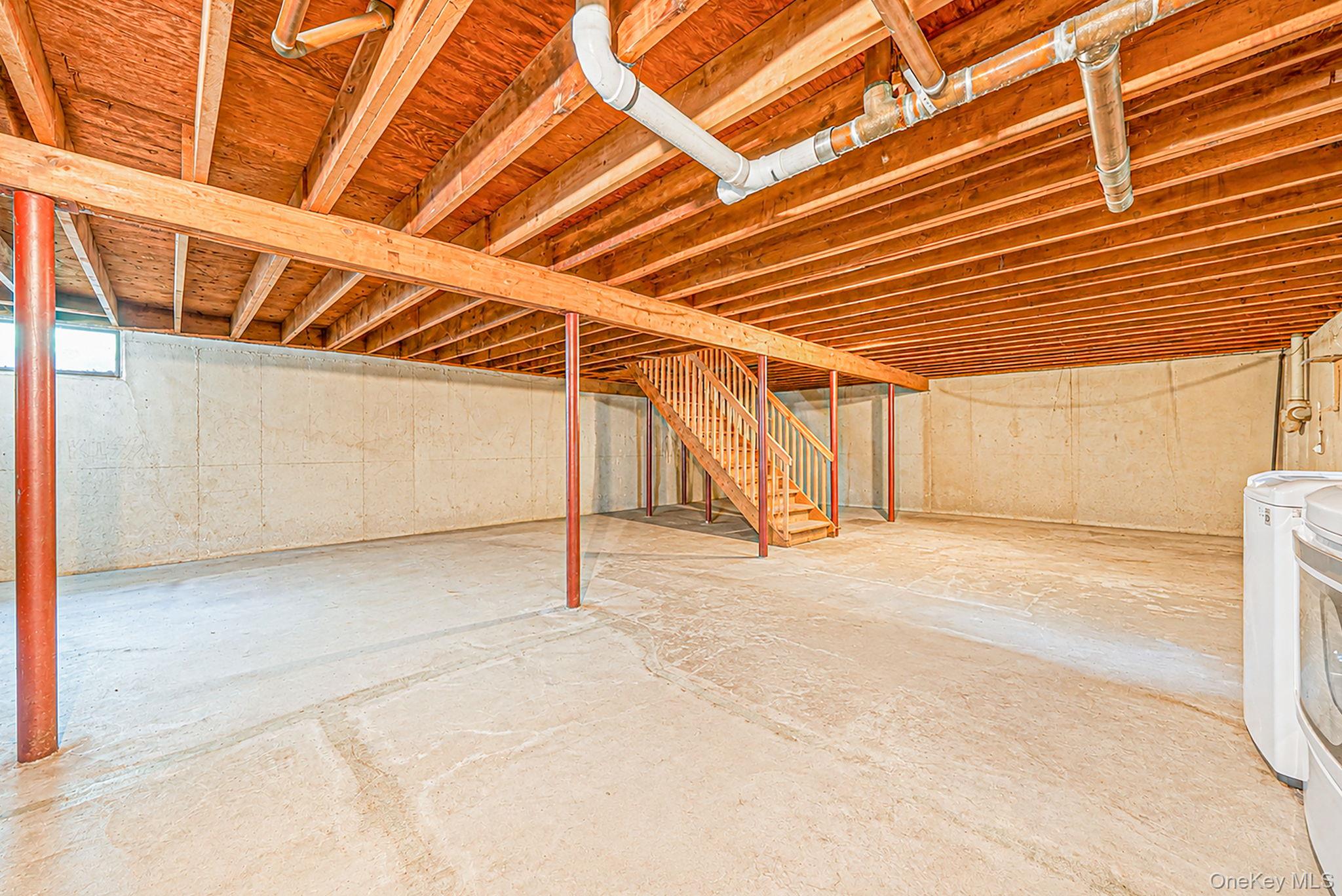 42 E Bartlett Road – For Sale photo 29