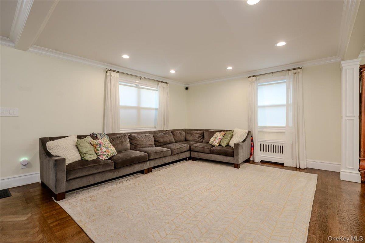 634 Jarvis Avenue – For Sale photo 4