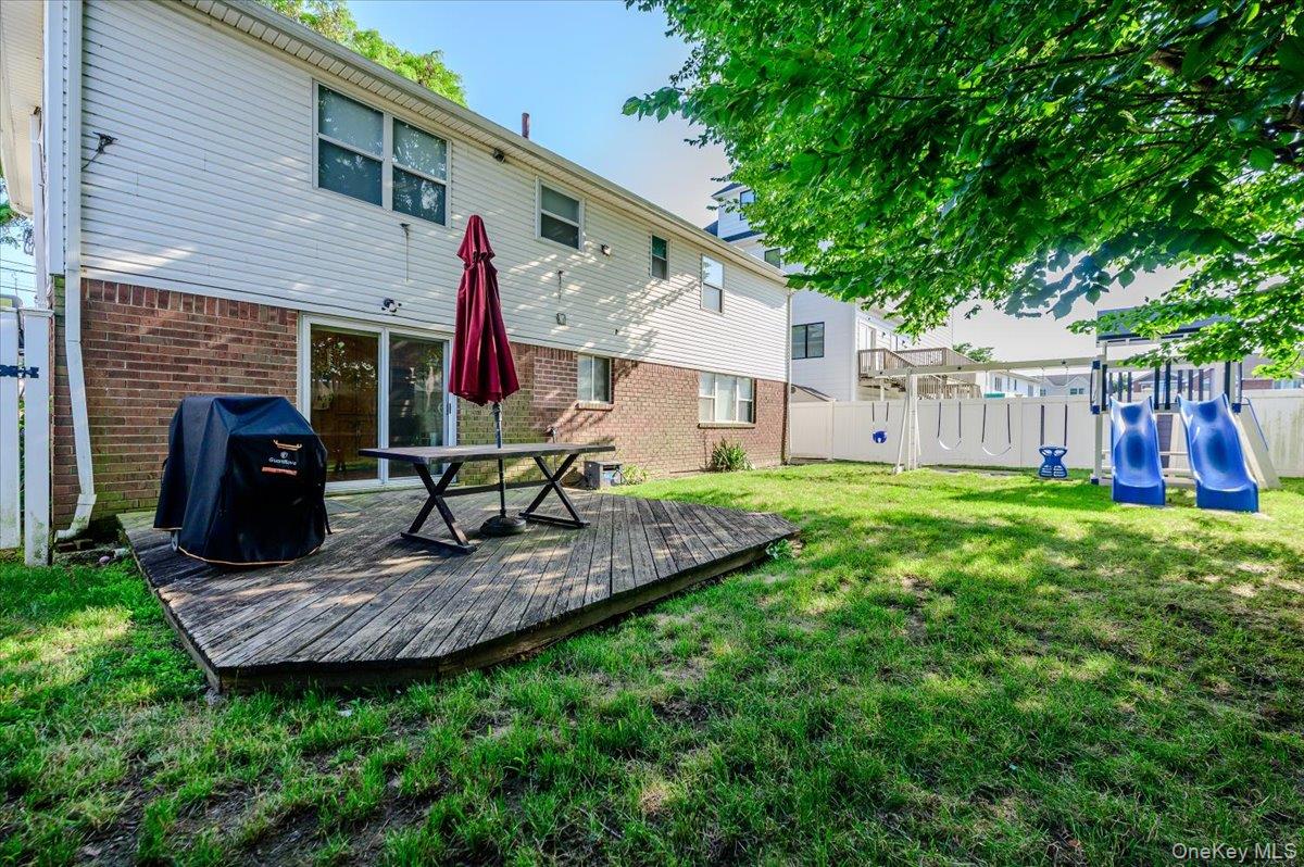 634 Jarvis Avenue – For Sale photo 24