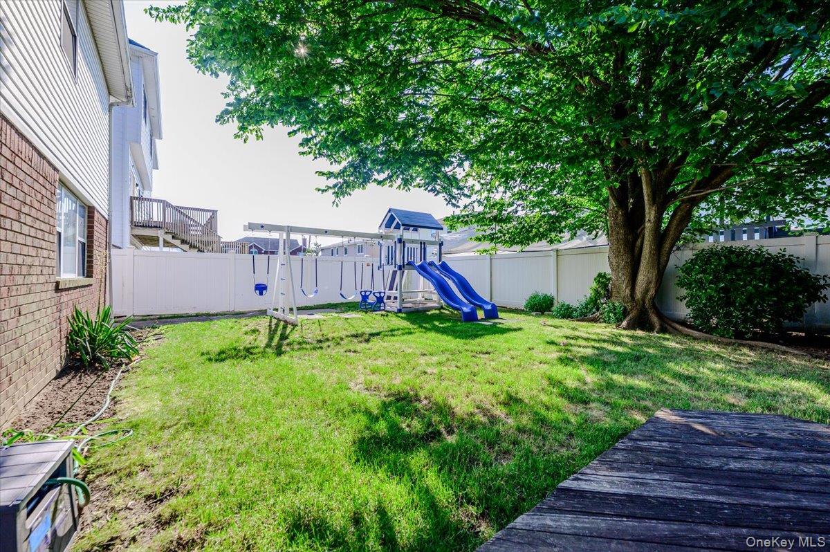 634 Jarvis Avenue – For Sale photo 23