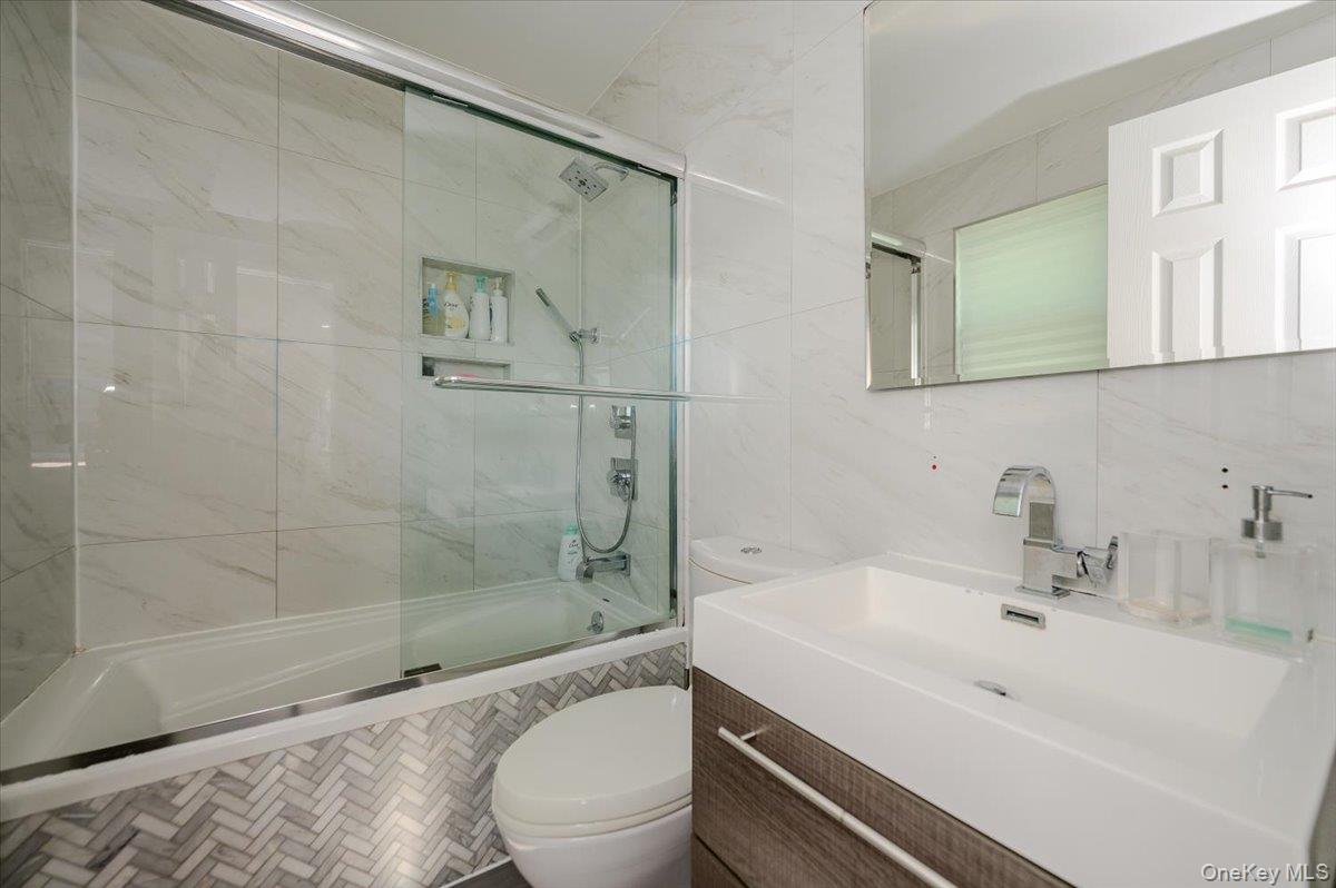 634 Jarvis Avenue – For Sale photo 22