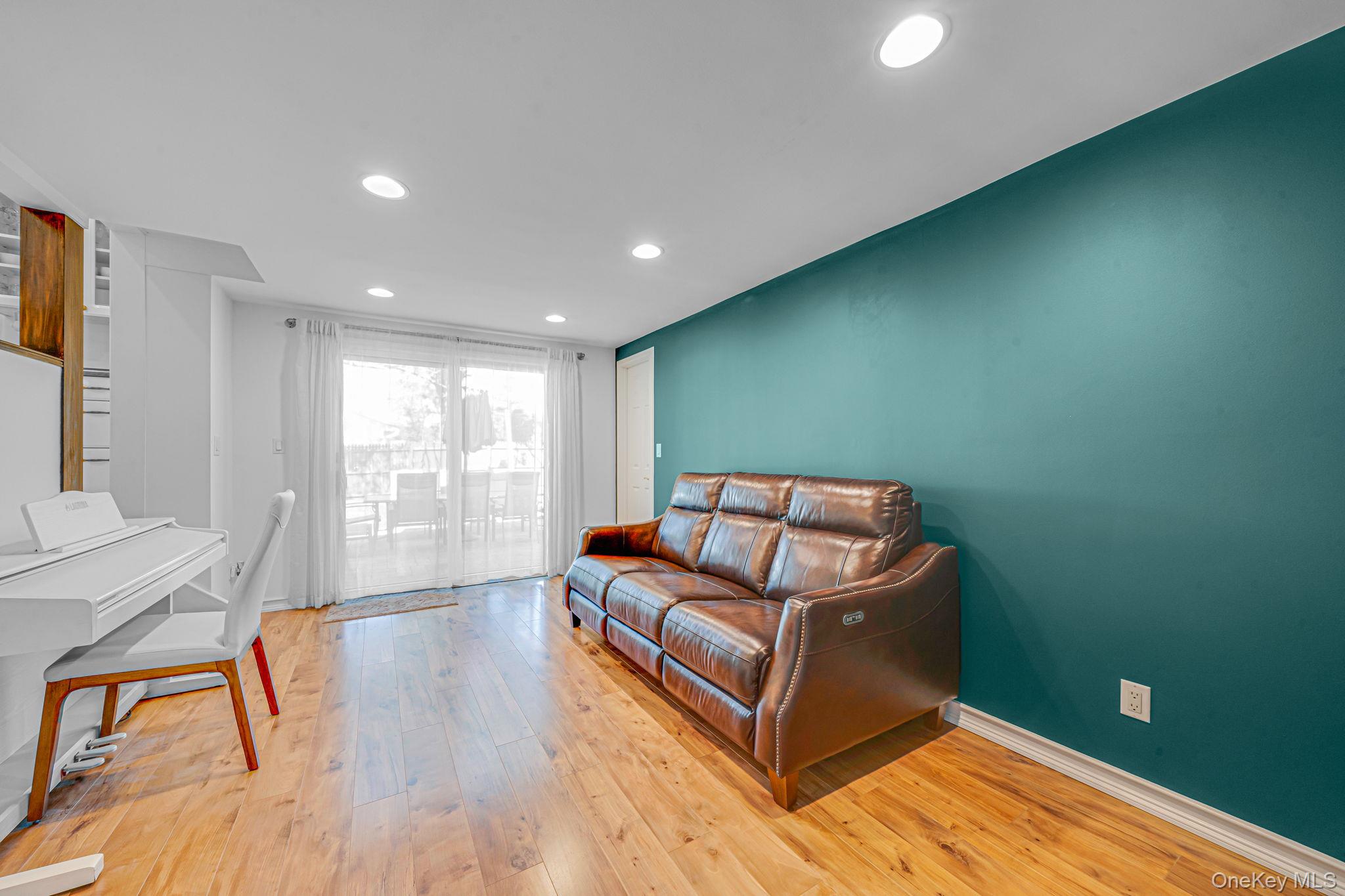 49 Munson Court – For Sale photo 9