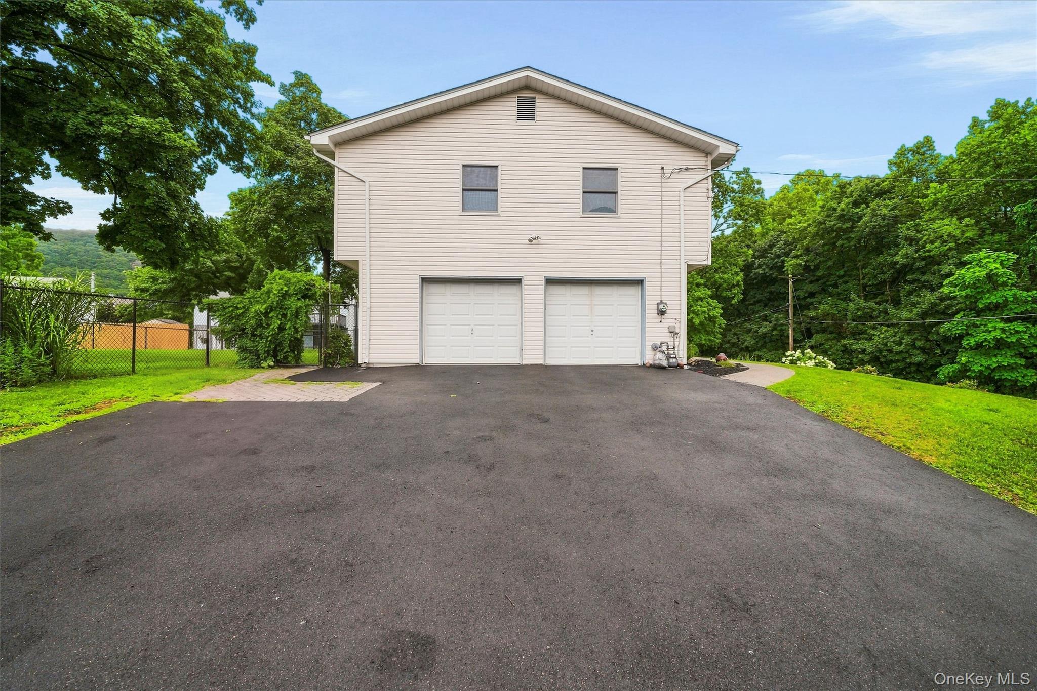 30 Suffern Road – For Sale photo 38