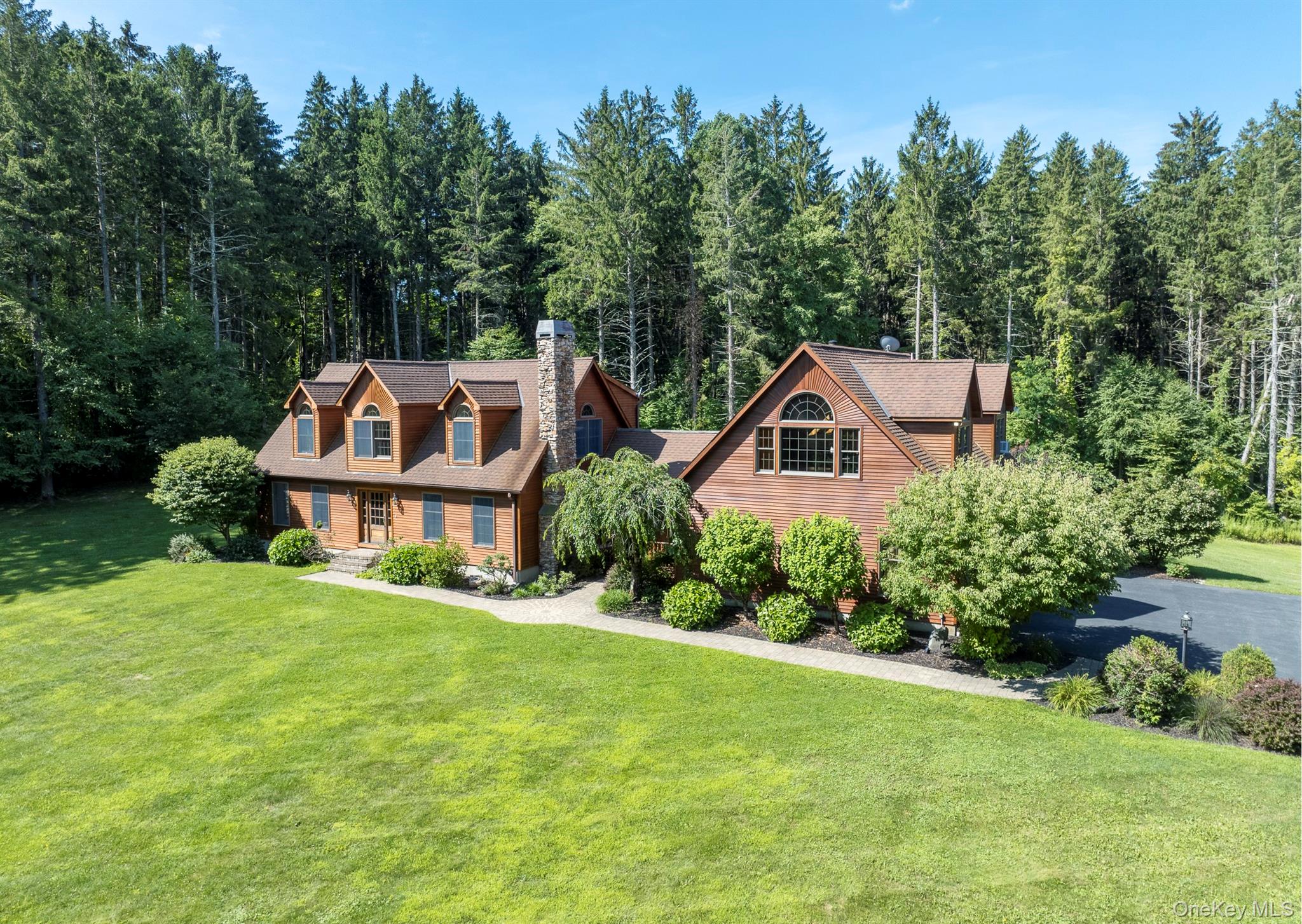 536 Camby Road – For Sale
