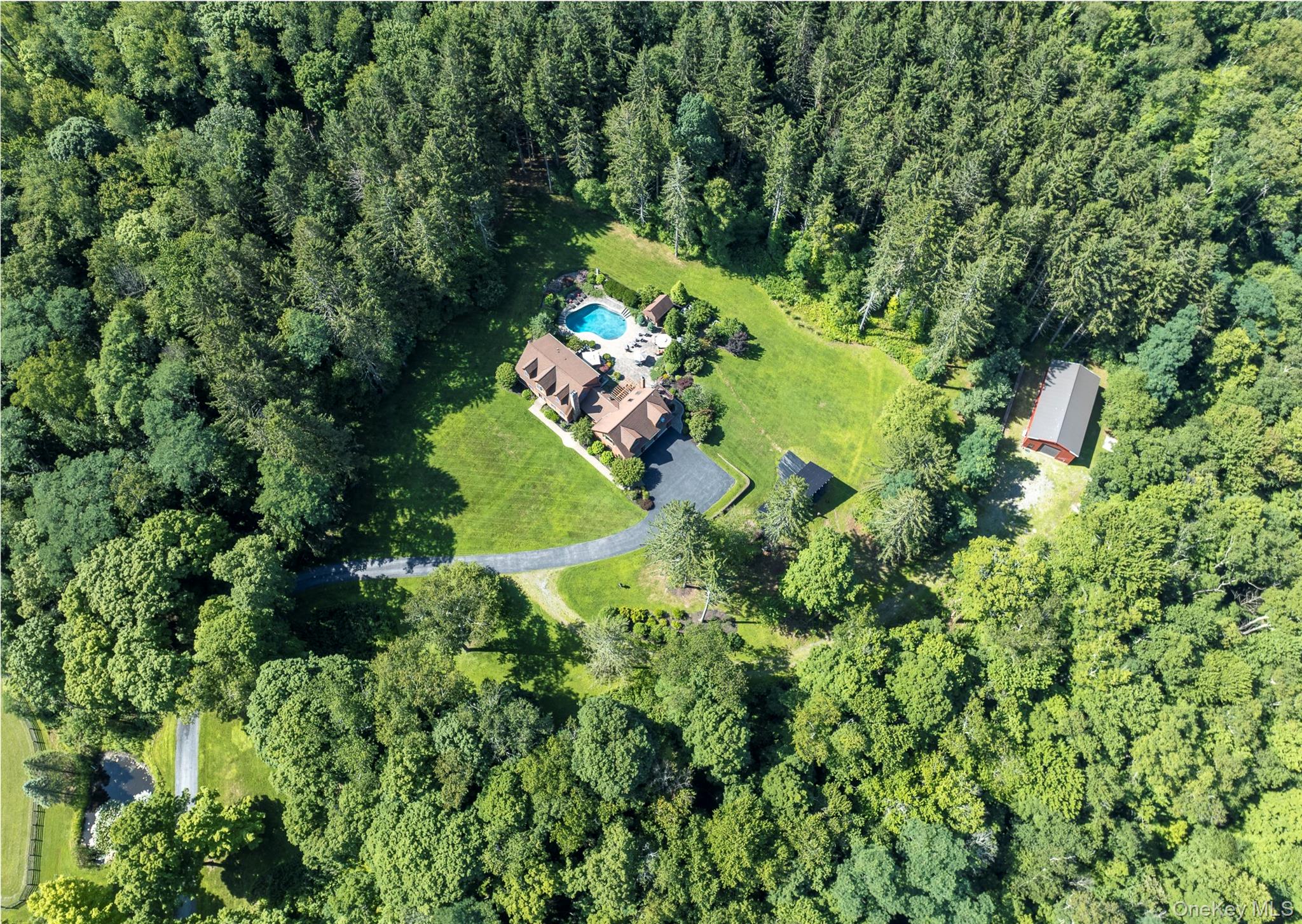 536 Camby Road – For Sale photo 3