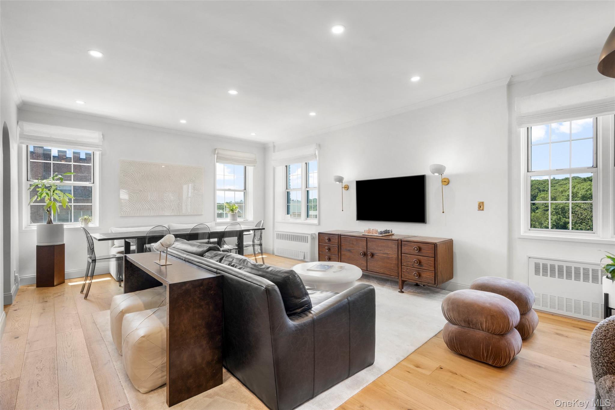 16 N Chatsworth Avenue, Unit 606 photo 9