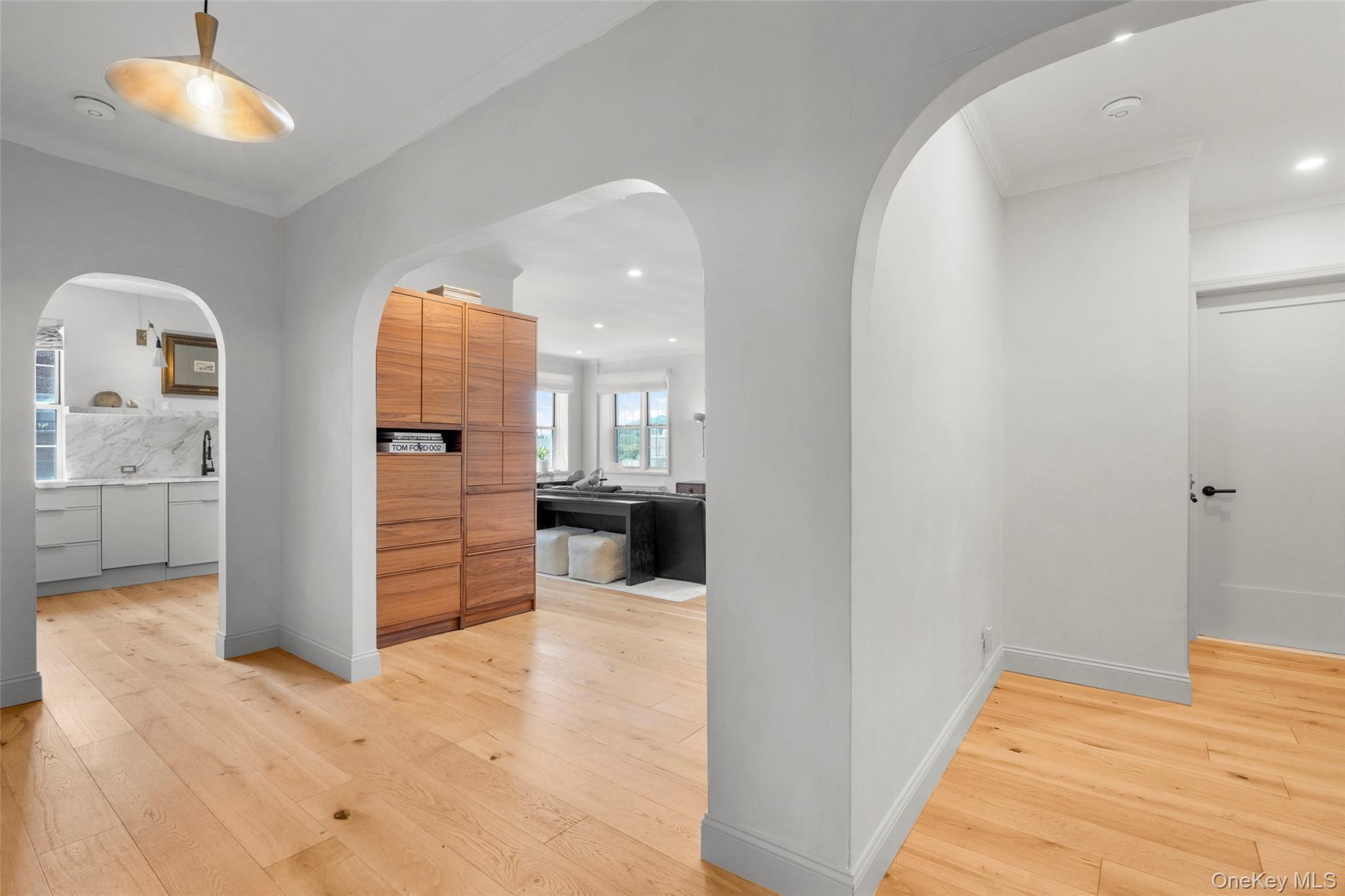 16 N Chatsworth Avenue, Unit 606 photo 5