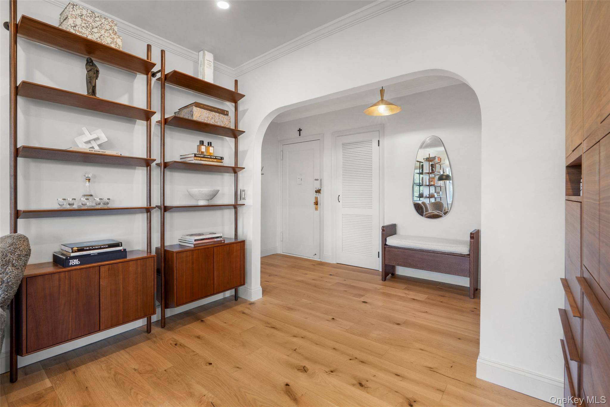 16 N Chatsworth Avenue, Unit 606 photo 8