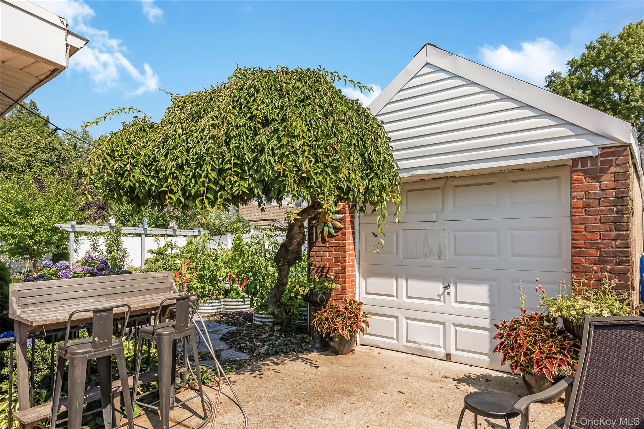 133 Booth Street – For Sale photo 6