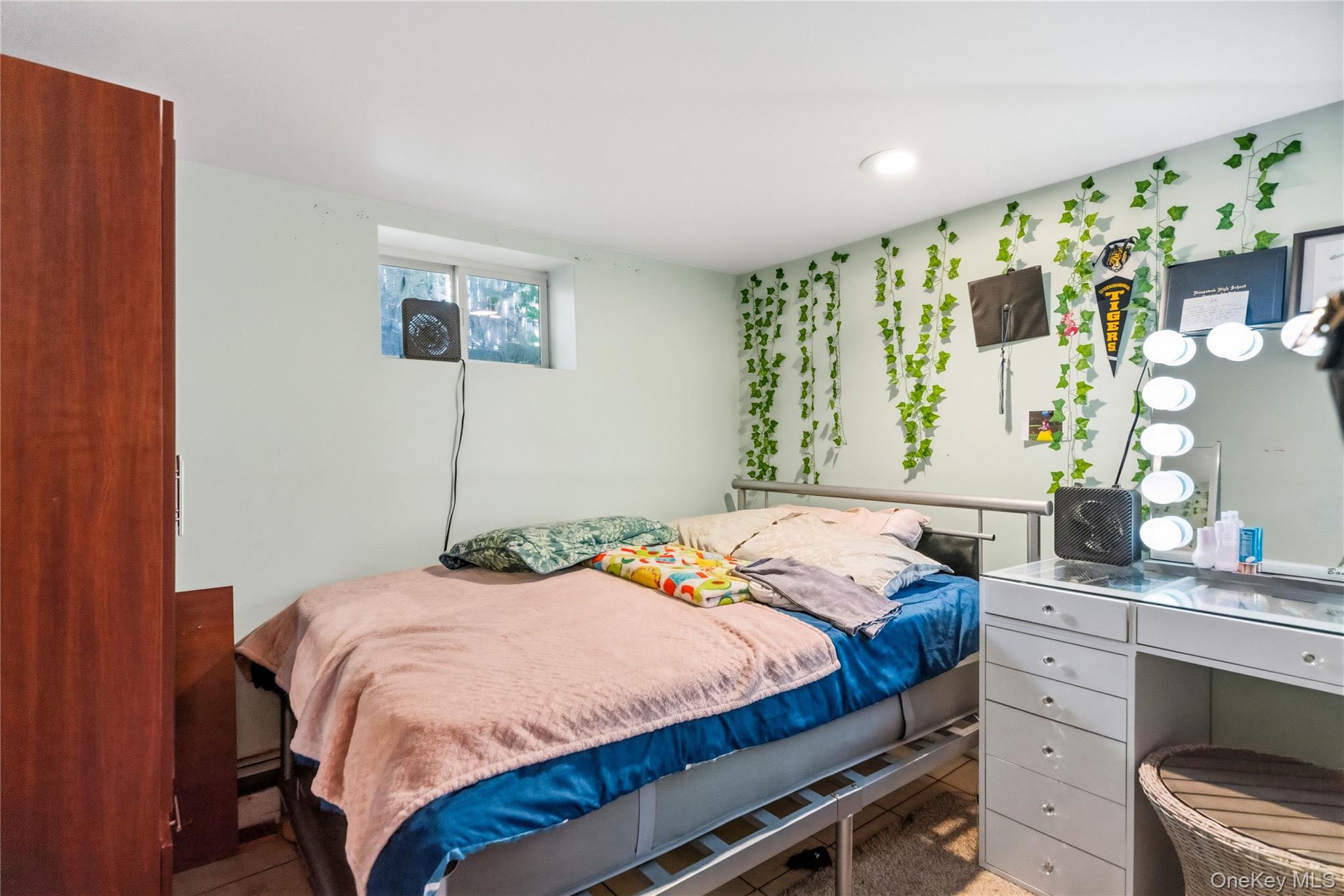 194 Woodfield Road – For Sale photo 16