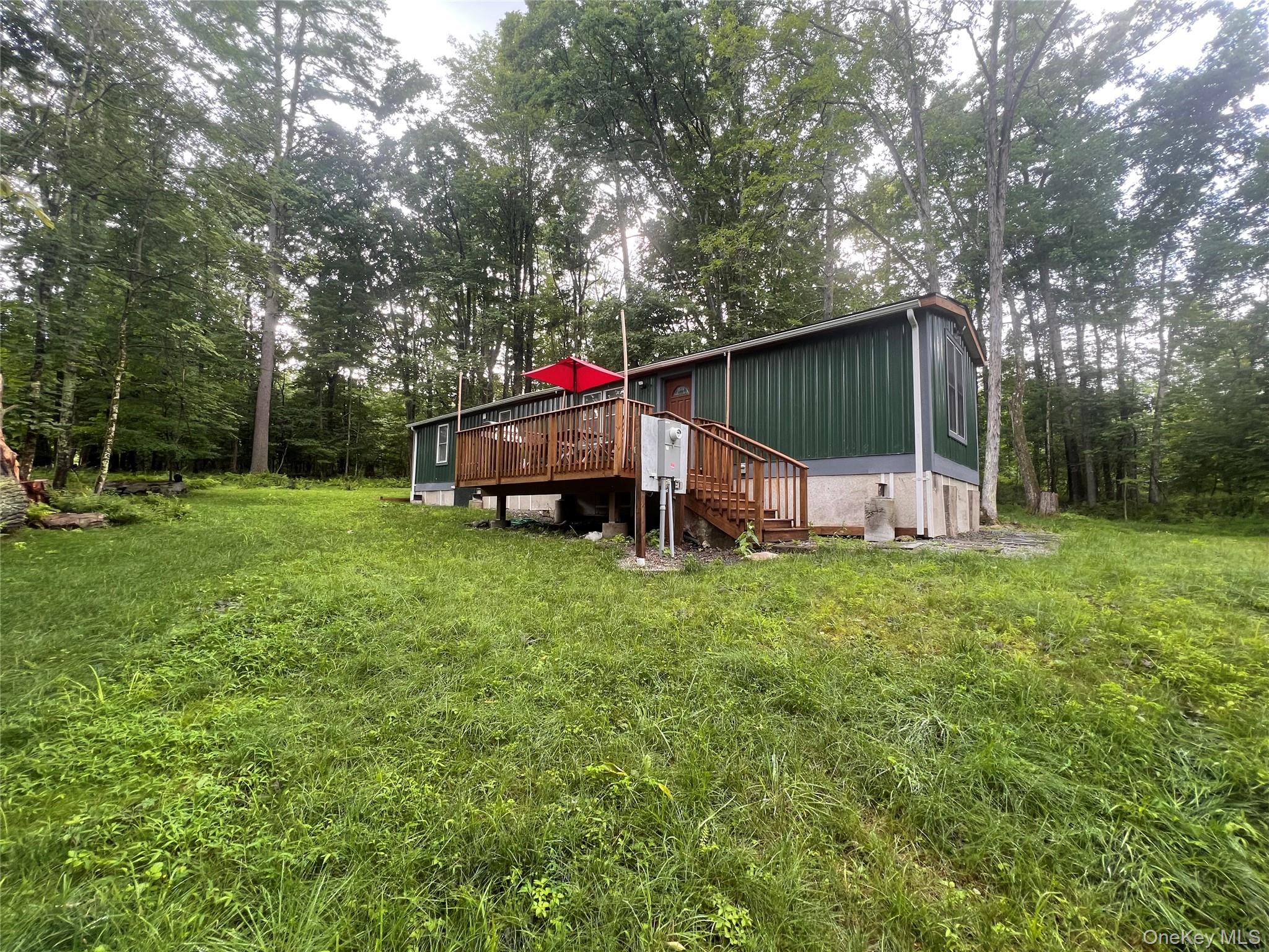 101 Lake Country Lane – For Sale