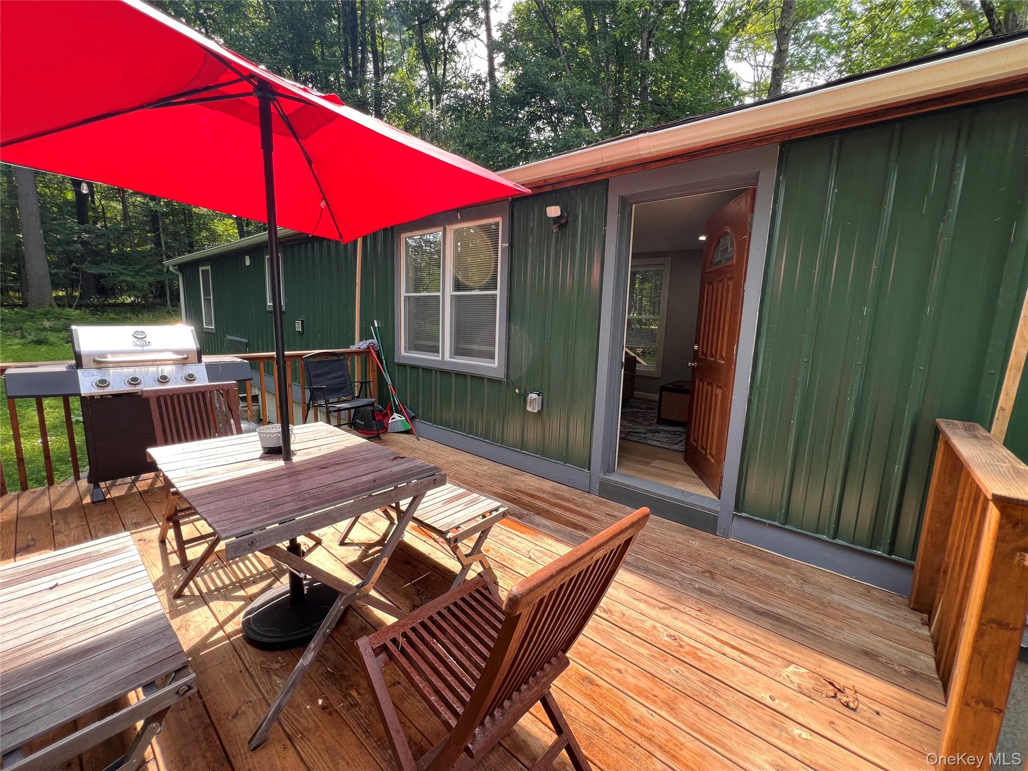 101 Lake Country Lane – For Sale photo 26