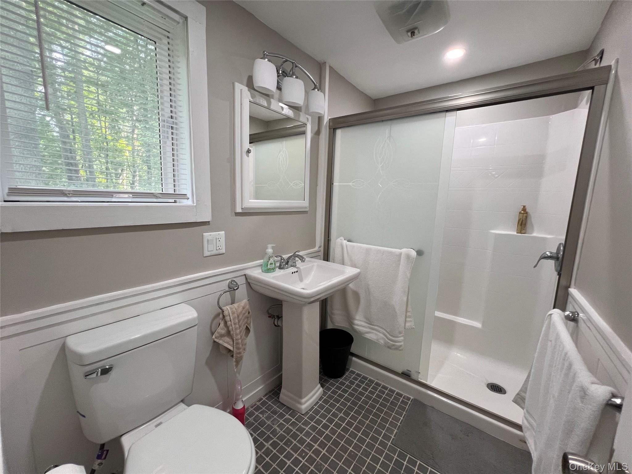 101 Lake Country Lane – For Sale photo 18