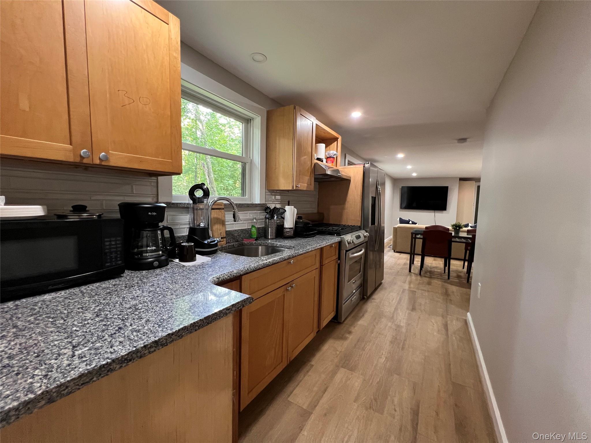 101 Lake Country Lane – For Sale photo 15
