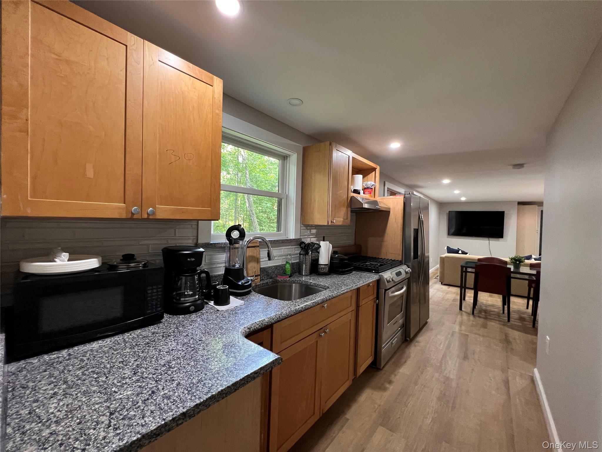101 Lake Country Lane – For Sale photo 17