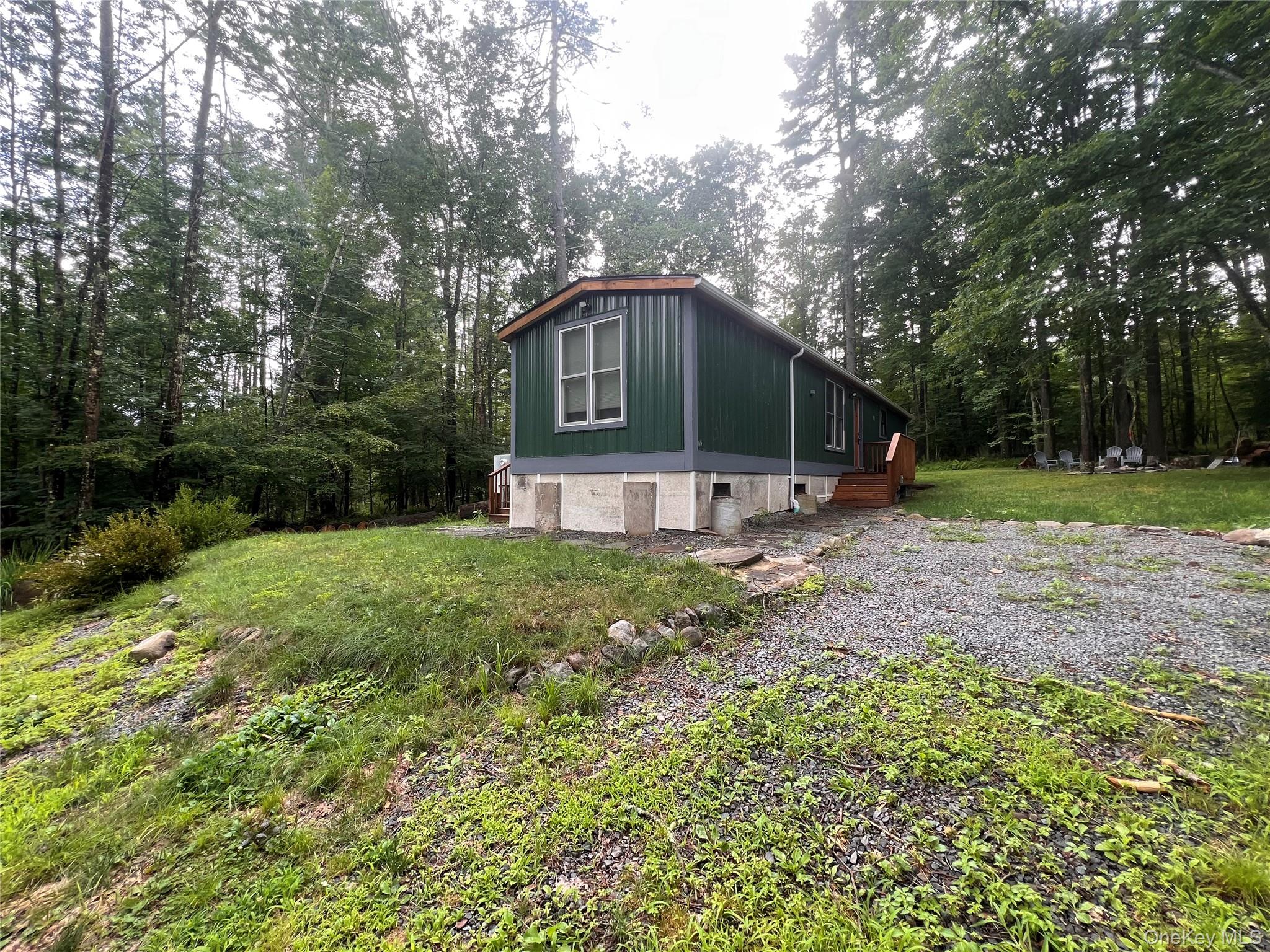 101 Lake Country Lane – For Sale photo 4