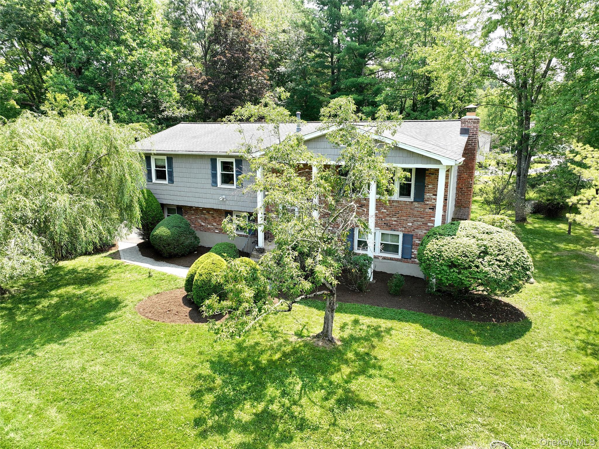 33 Tor View Avenue – For Sale photo 8