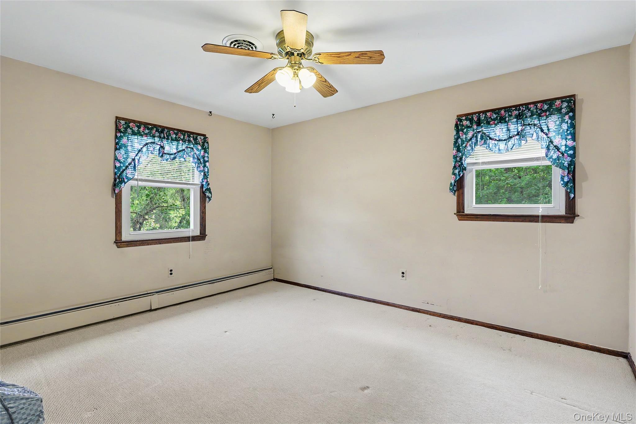 33 Tor View Avenue – For Sale photo 12