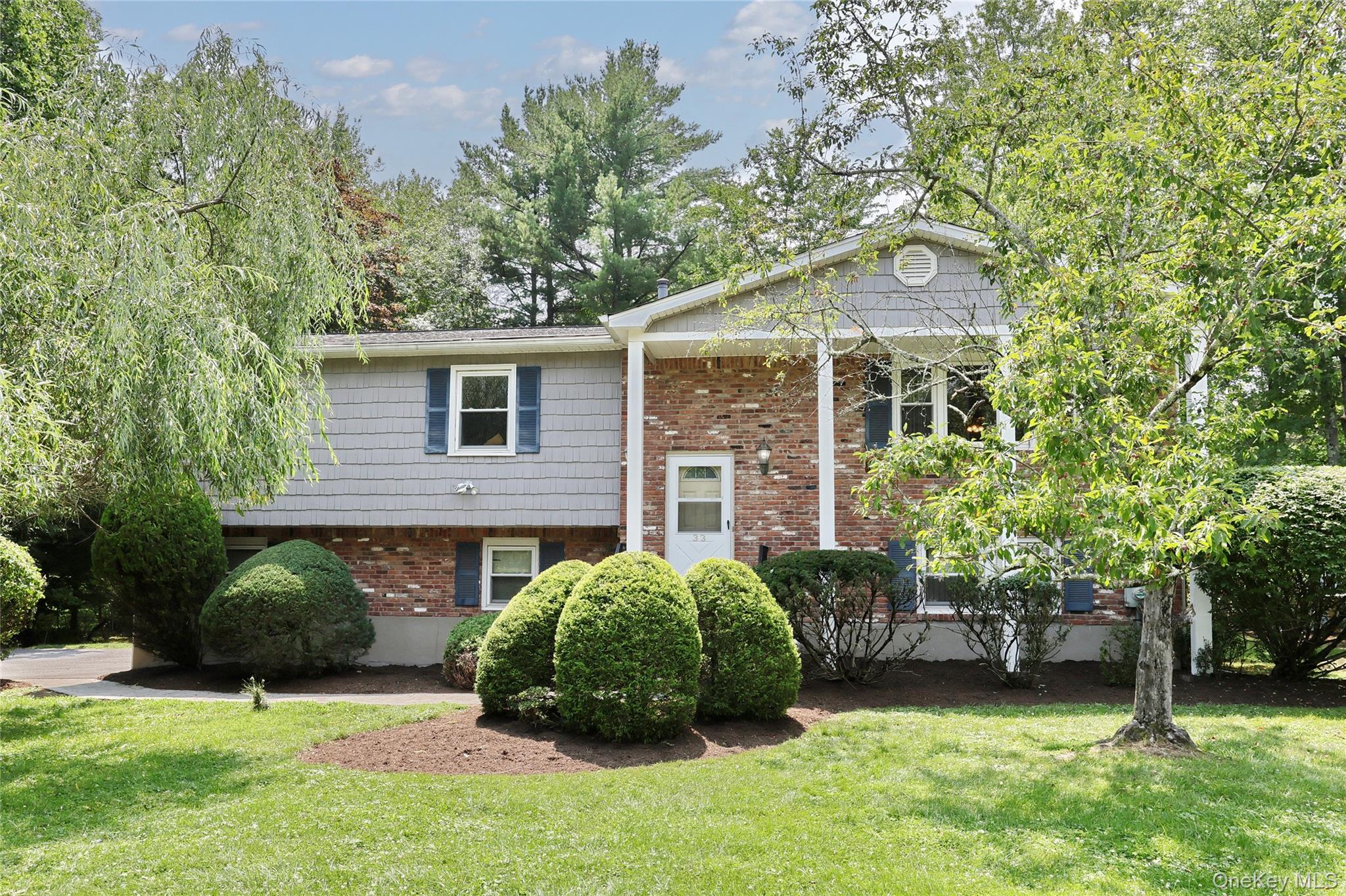 33 Tor View Avenue – For Sale