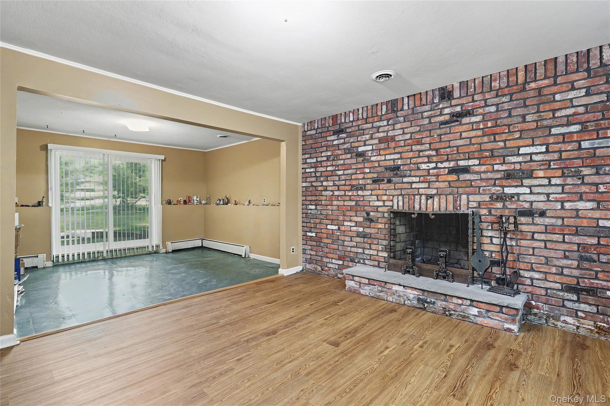 33 Tor View Avenue – For Sale photo 14
