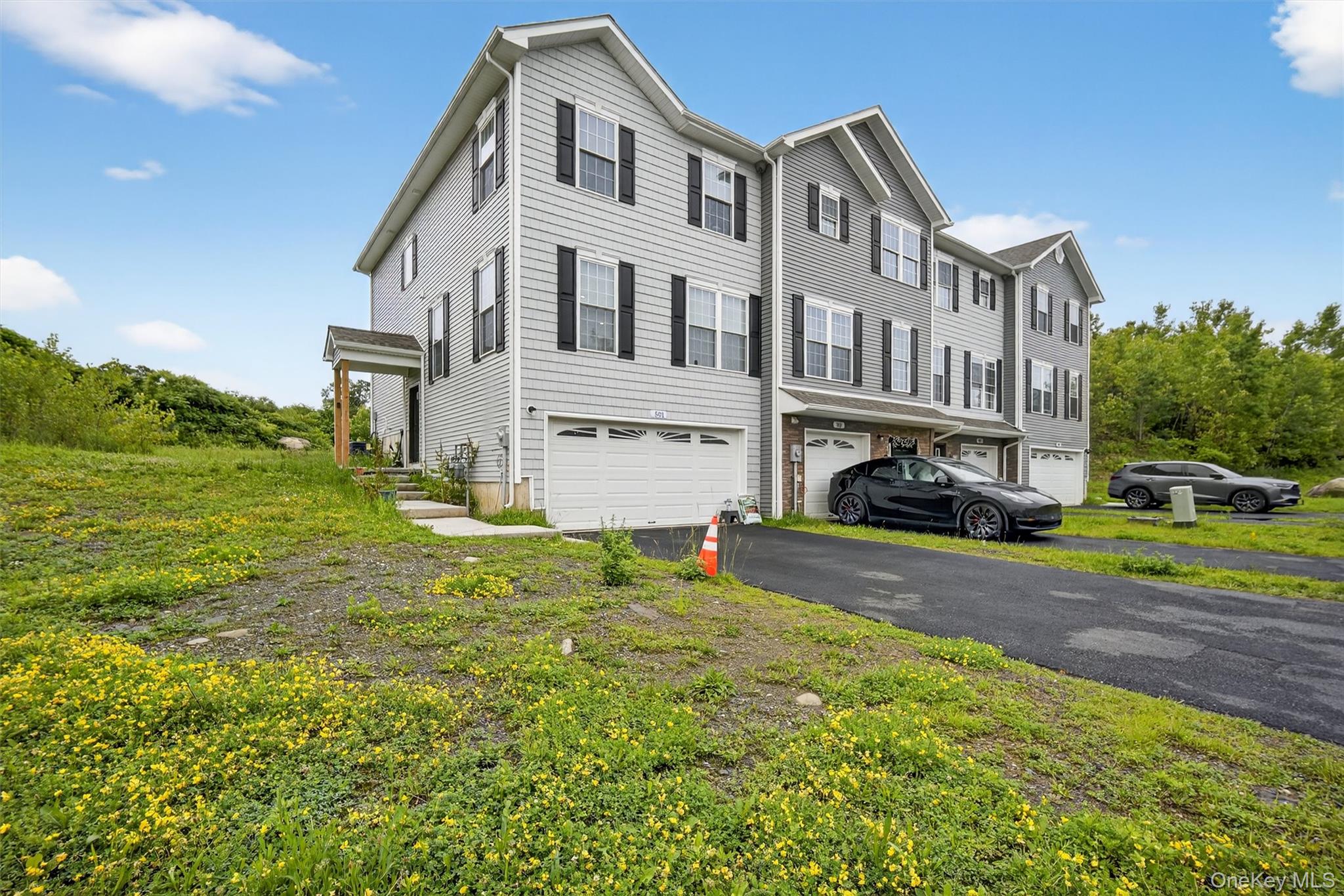 501 Iron Forge Lane – For Sale photo 2