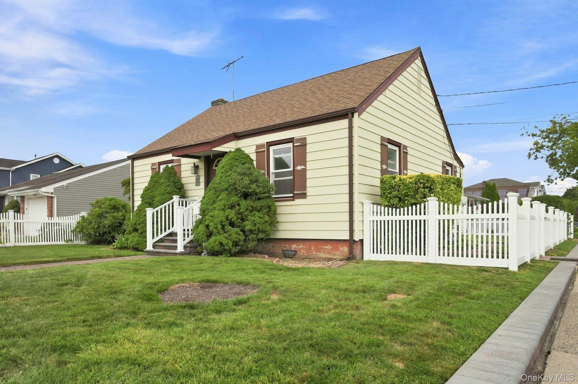 39 Emma Street – For Sale photo 4