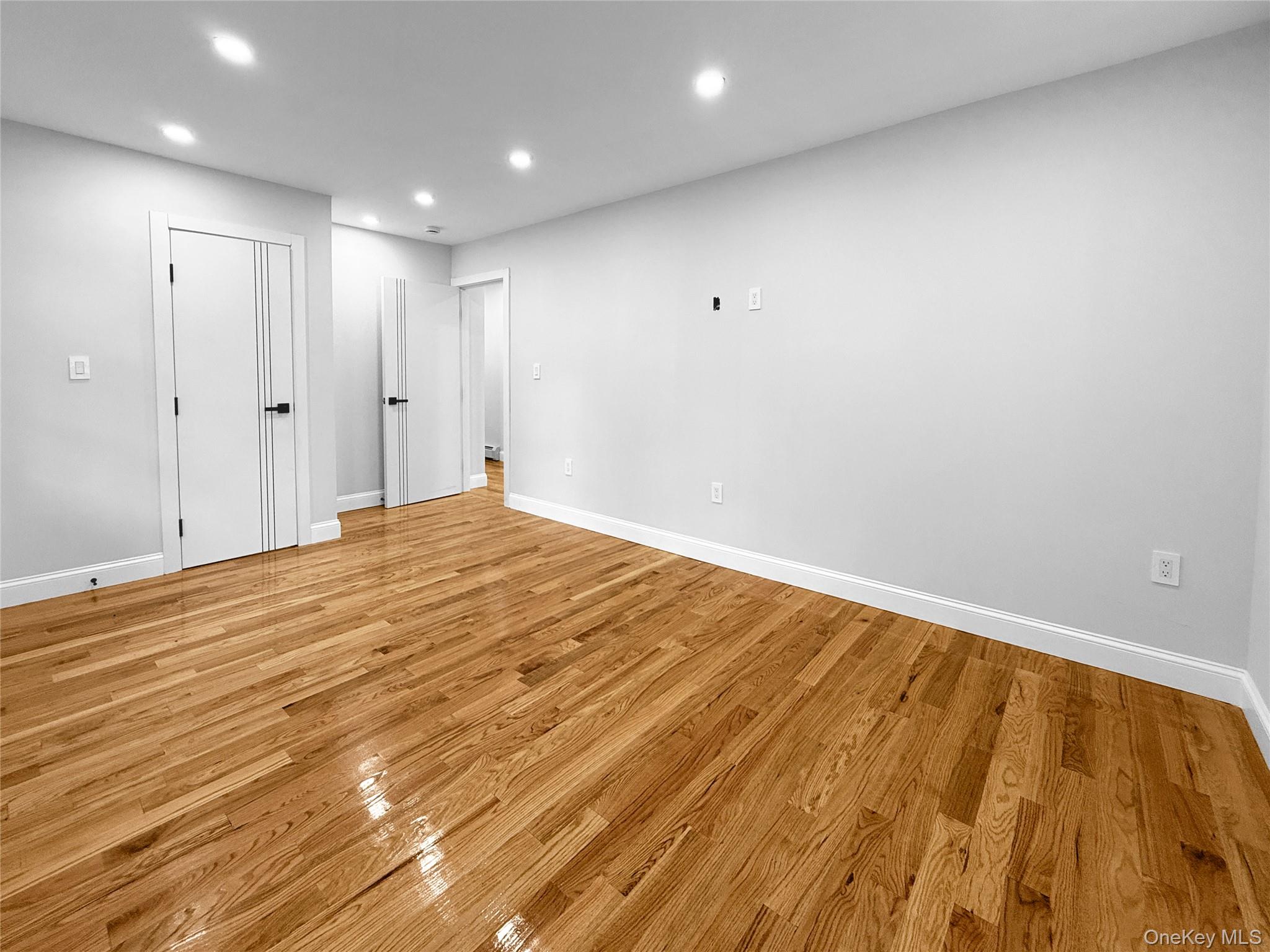 14320 182nd Place – For Sale photo 11