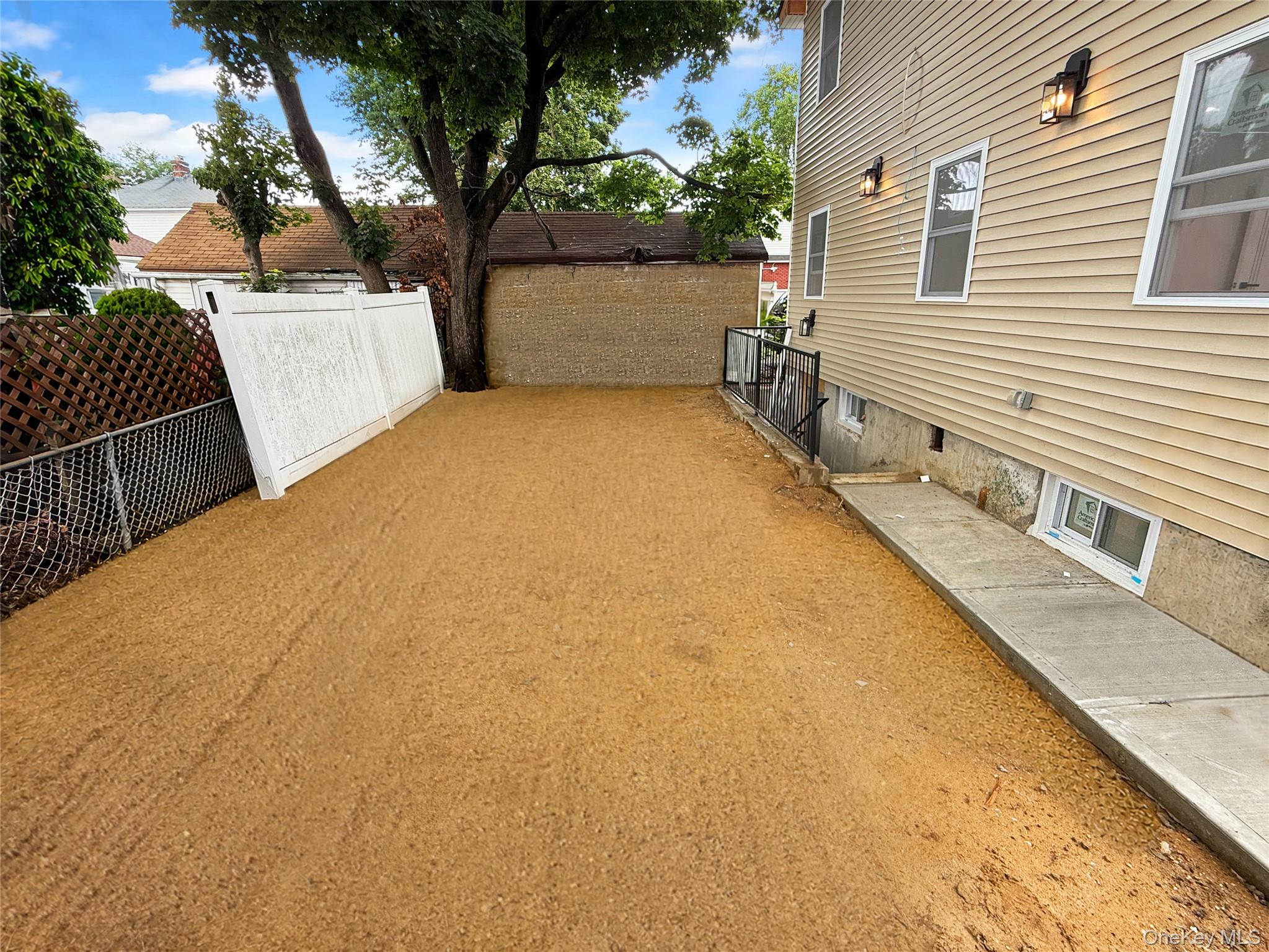 14320 182nd Place – For Sale photo 33