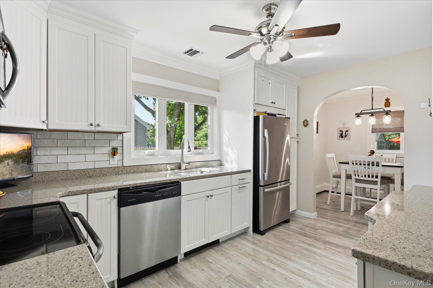 277 Howell Avenue – For Sale photo 6
