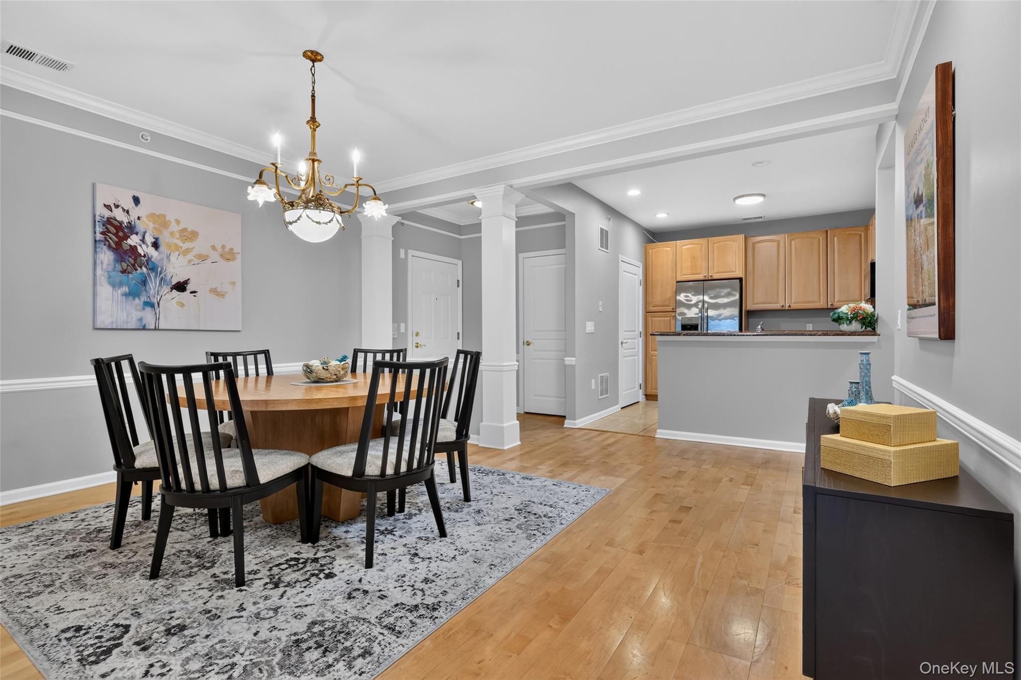 24 N De Baun Avenue, Unit 305 photo 3