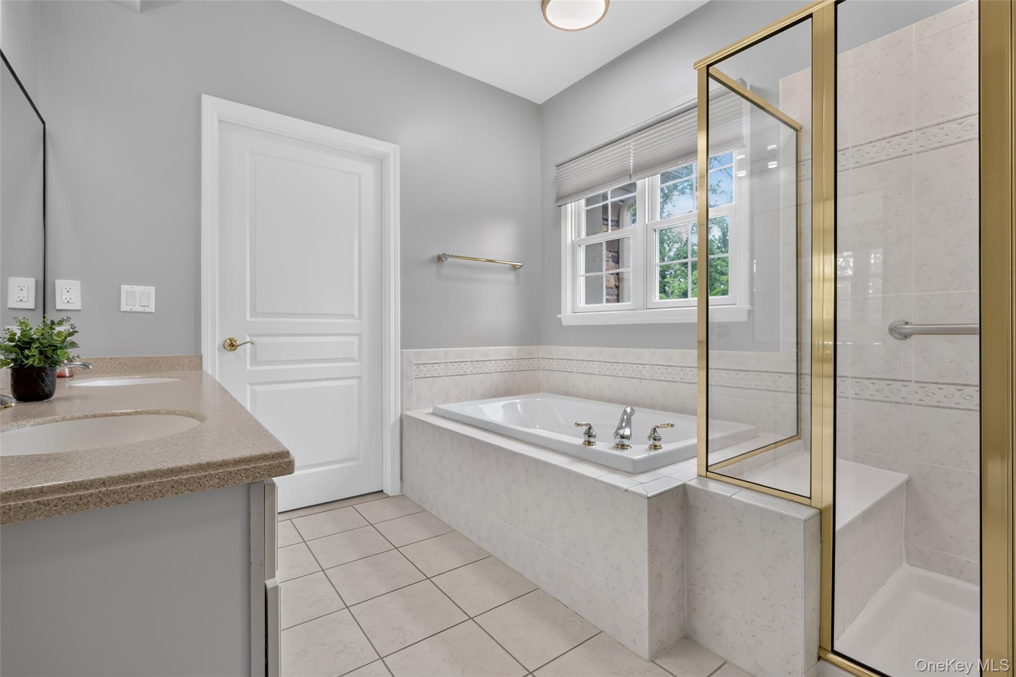 24 N De Baun Avenue, Unit 305 photo 19