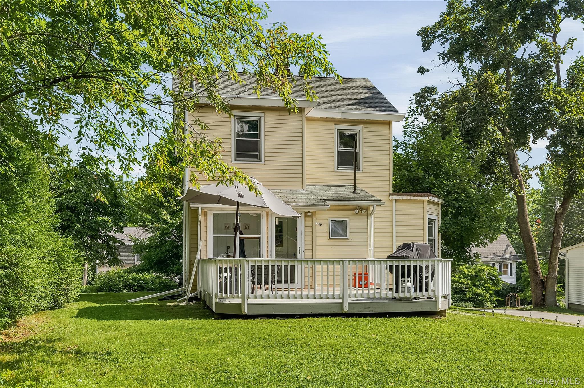 10 Park Avenue – For Sale photo 2