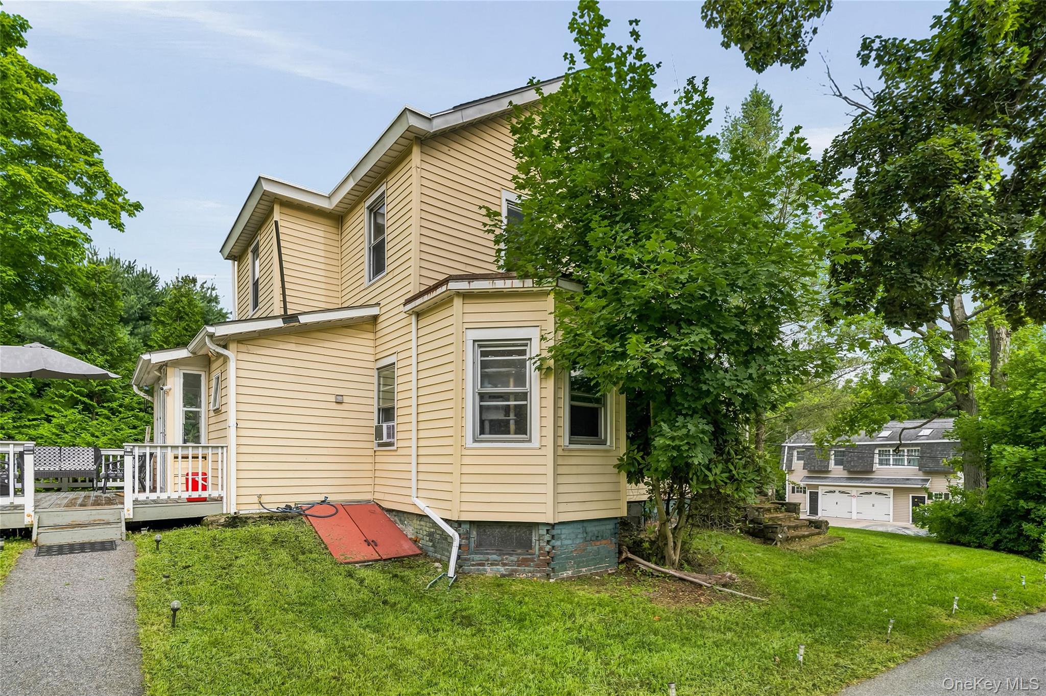 10 Park Avenue – For Sale photo 3