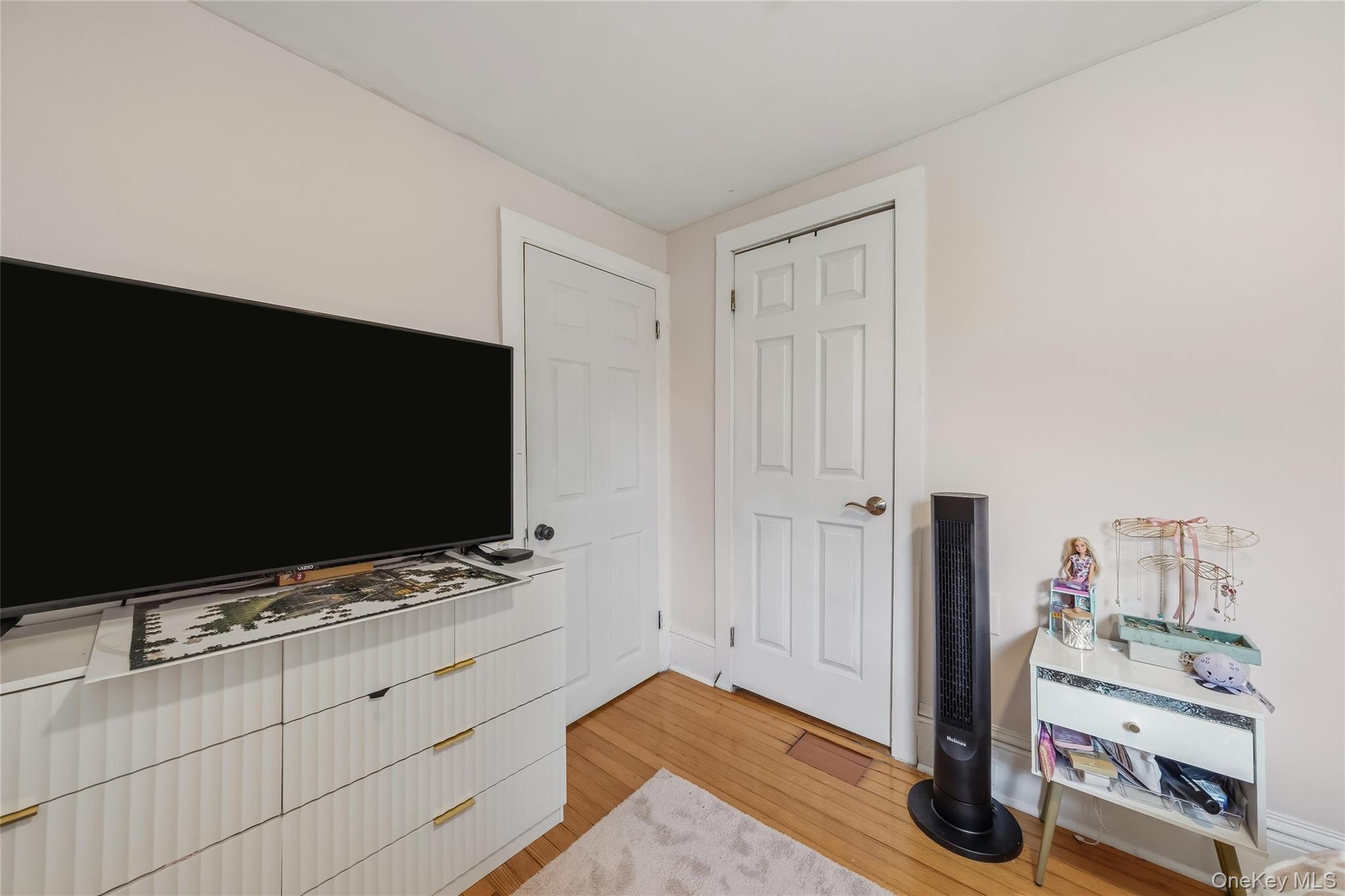 10 Park Avenue – For Sale photo 35
