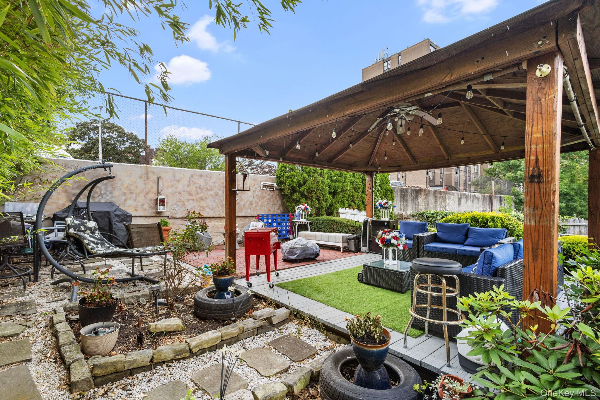 43 Davis Avenue – For Sale photo 32