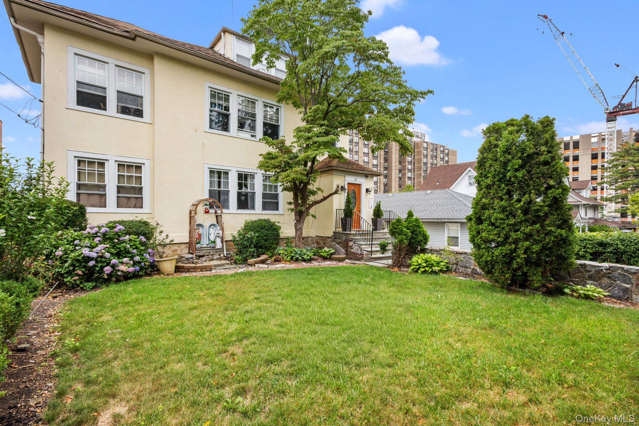 43 Davis Avenue – For Sale photo 10