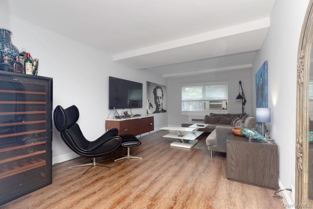 15 Leewood Circle, Unit 1R photo 7