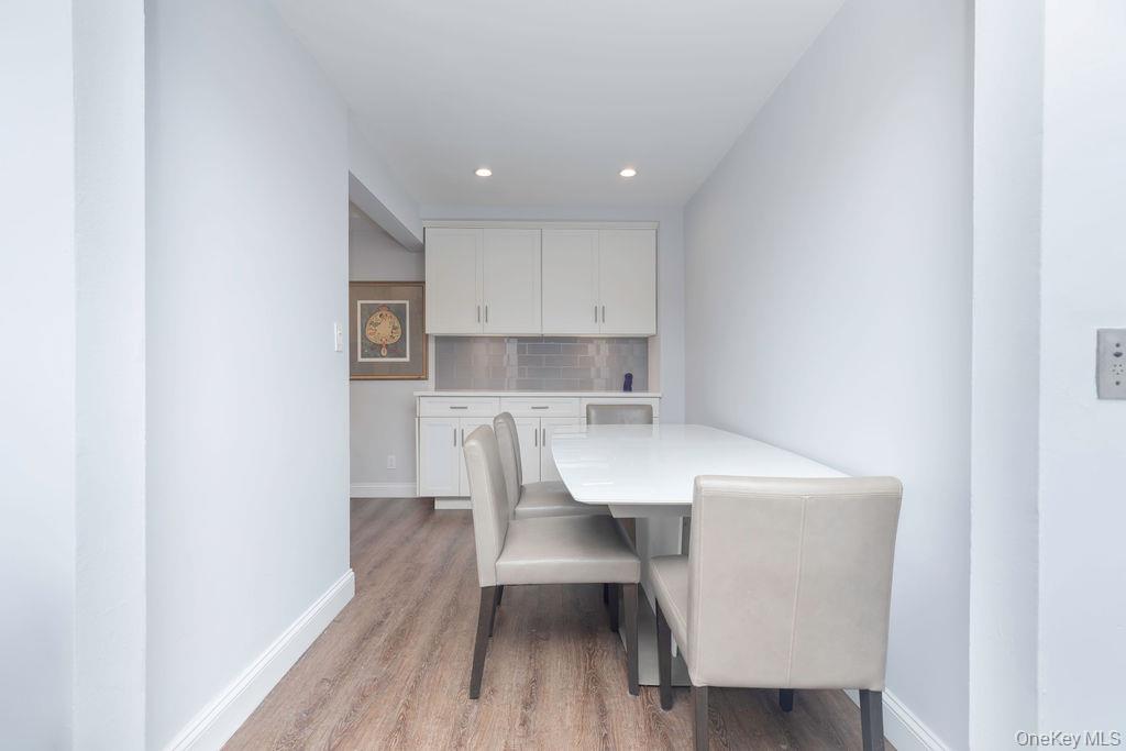 15 Leewood Circle, Unit 1R photo 3