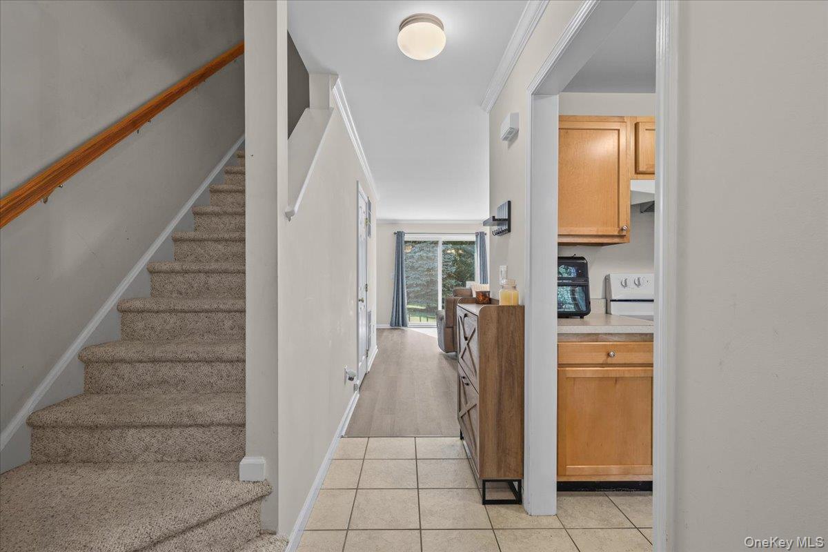 203 Alexandra Court – For Sale photo 3