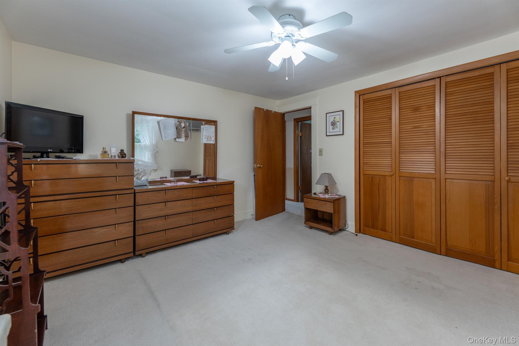 284 Clifton Avenue – For Sale photo 18