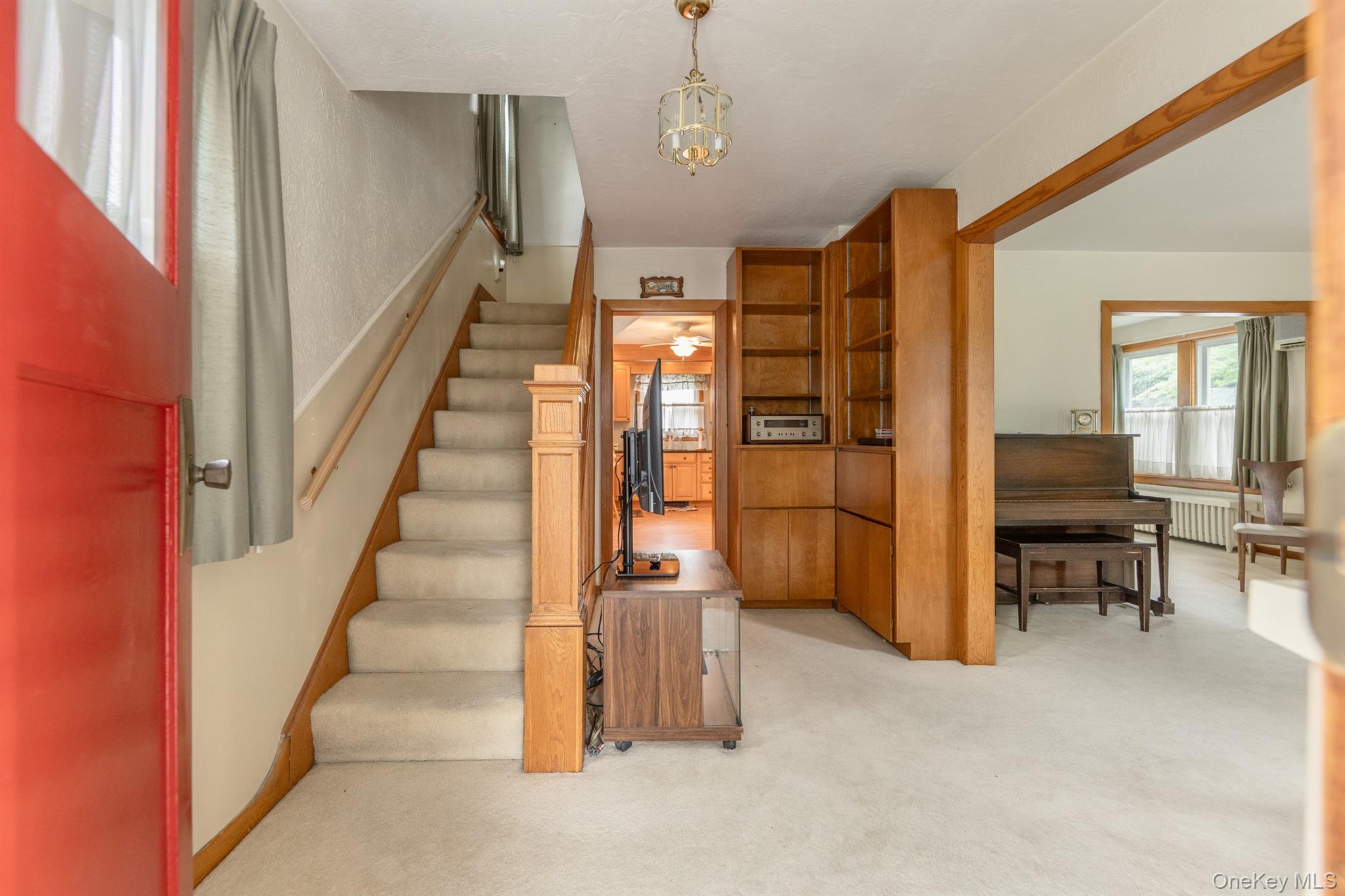 284 Clifton Avenue – For Sale photo 3