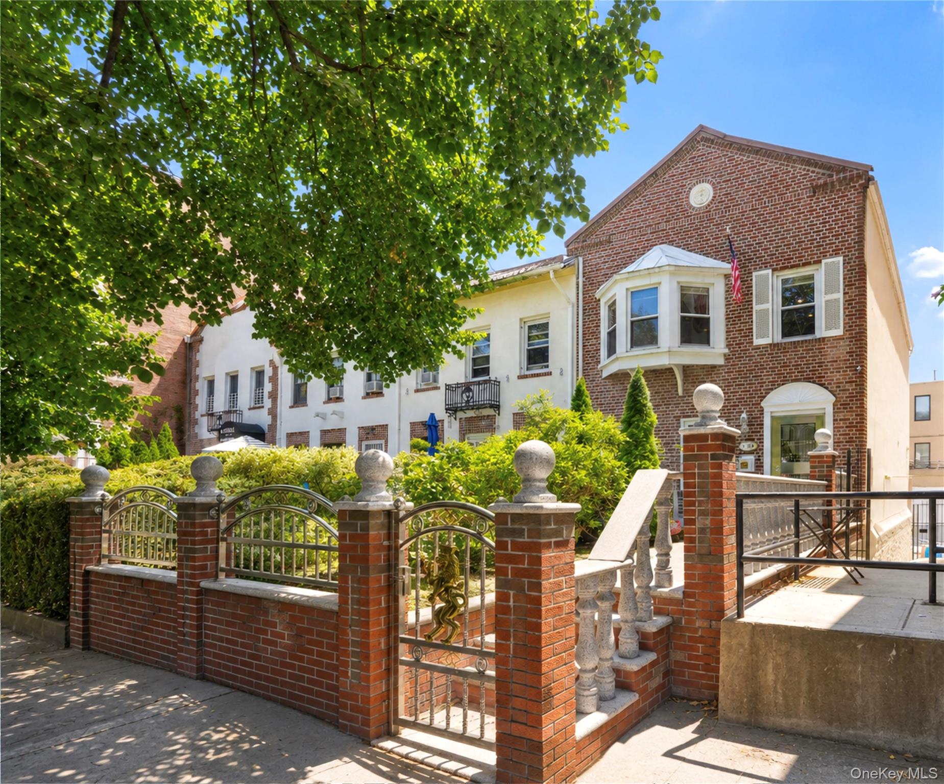 3039 36th Street – For Sale